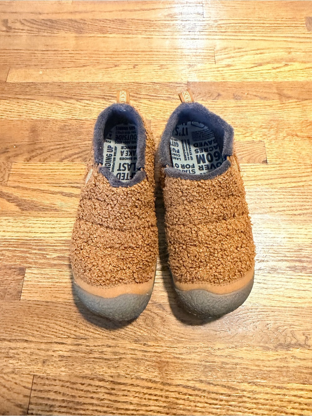 Keen Sherpa Slip-On Shoes in Camel Brown